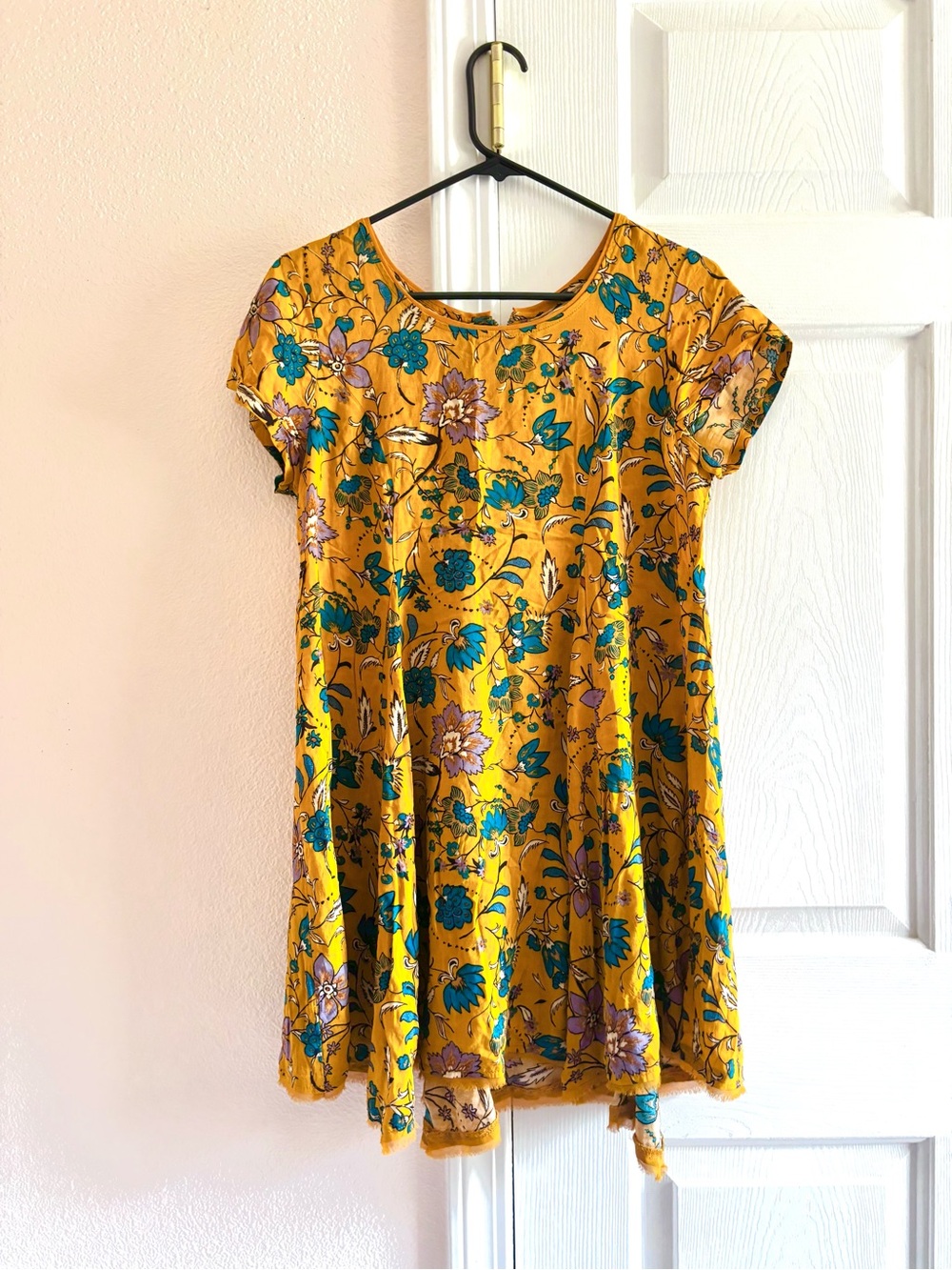 Silence + Noise S Mustard Floral Mini Dress